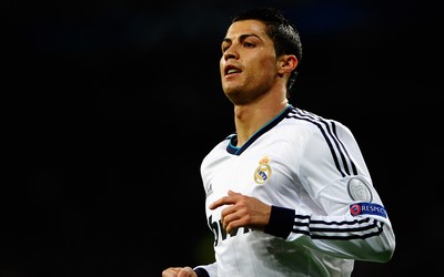 广发电竞独家-C罗与年轻球员沟通不畅